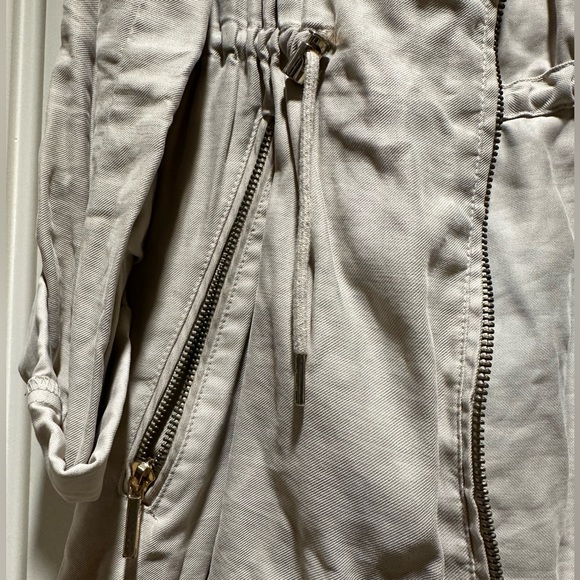 Zara Size Small Collared Light Jacket - Picture 5 of 7